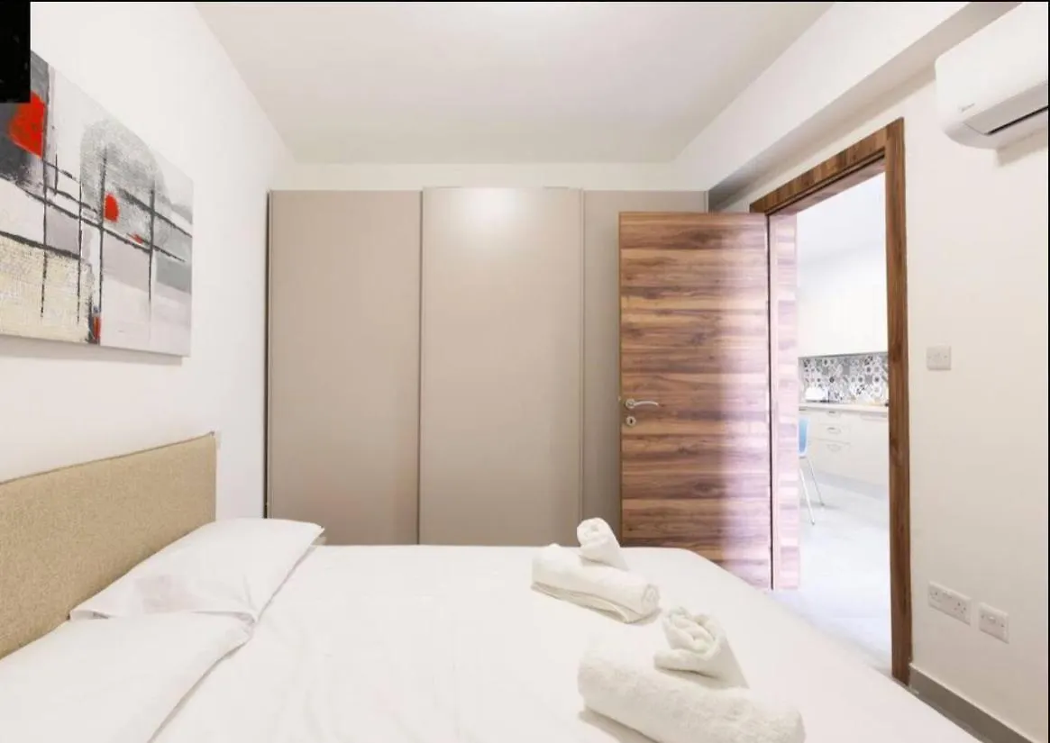 Claremont 1Bedroom Apartment Ta Xbiex Malta